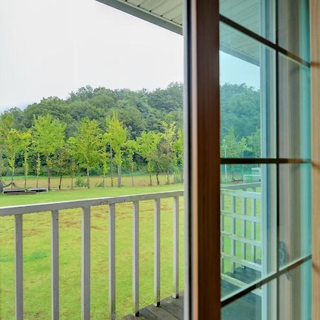 Sungbo Youth Hostel Mungyeong Екстер'єр фото