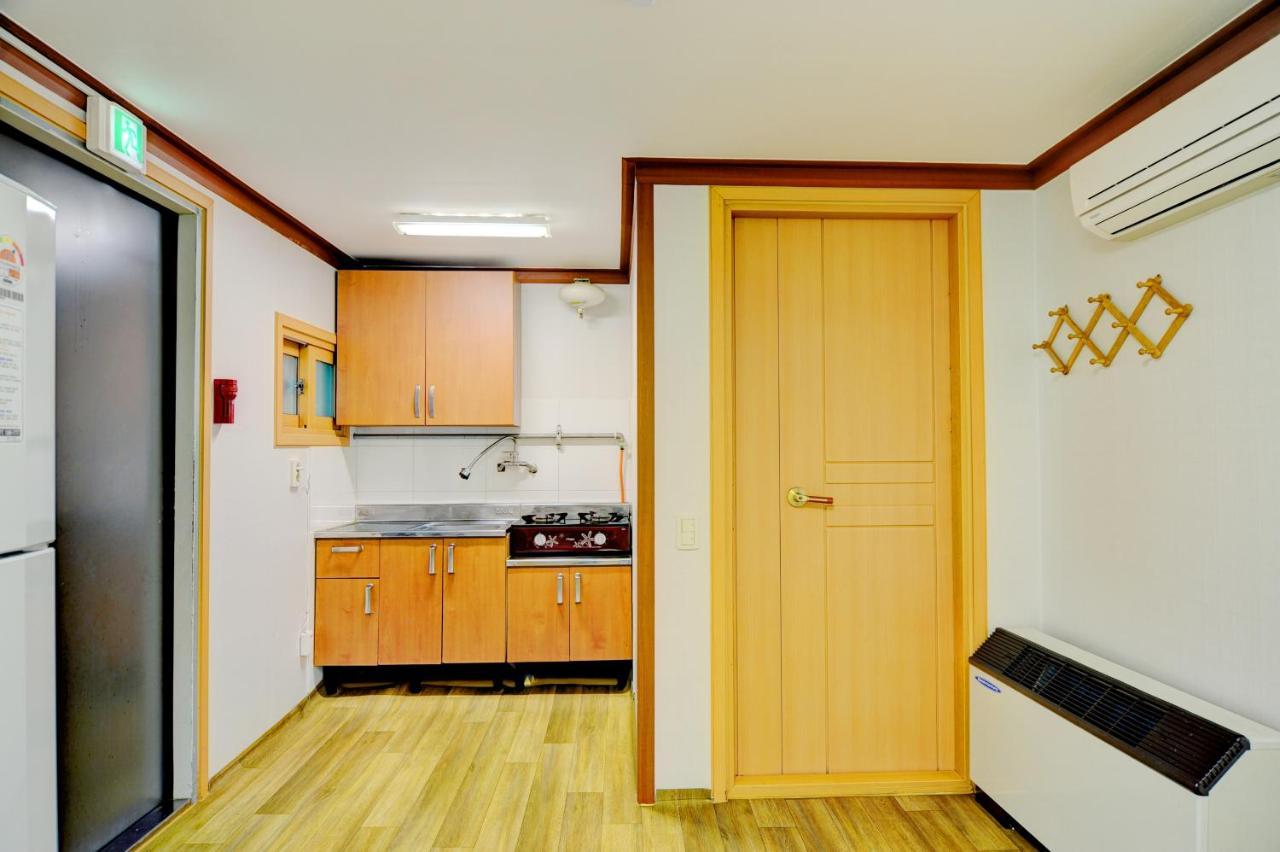 Sungbo Youth Hostel Mungyeong Екстер'єр фото