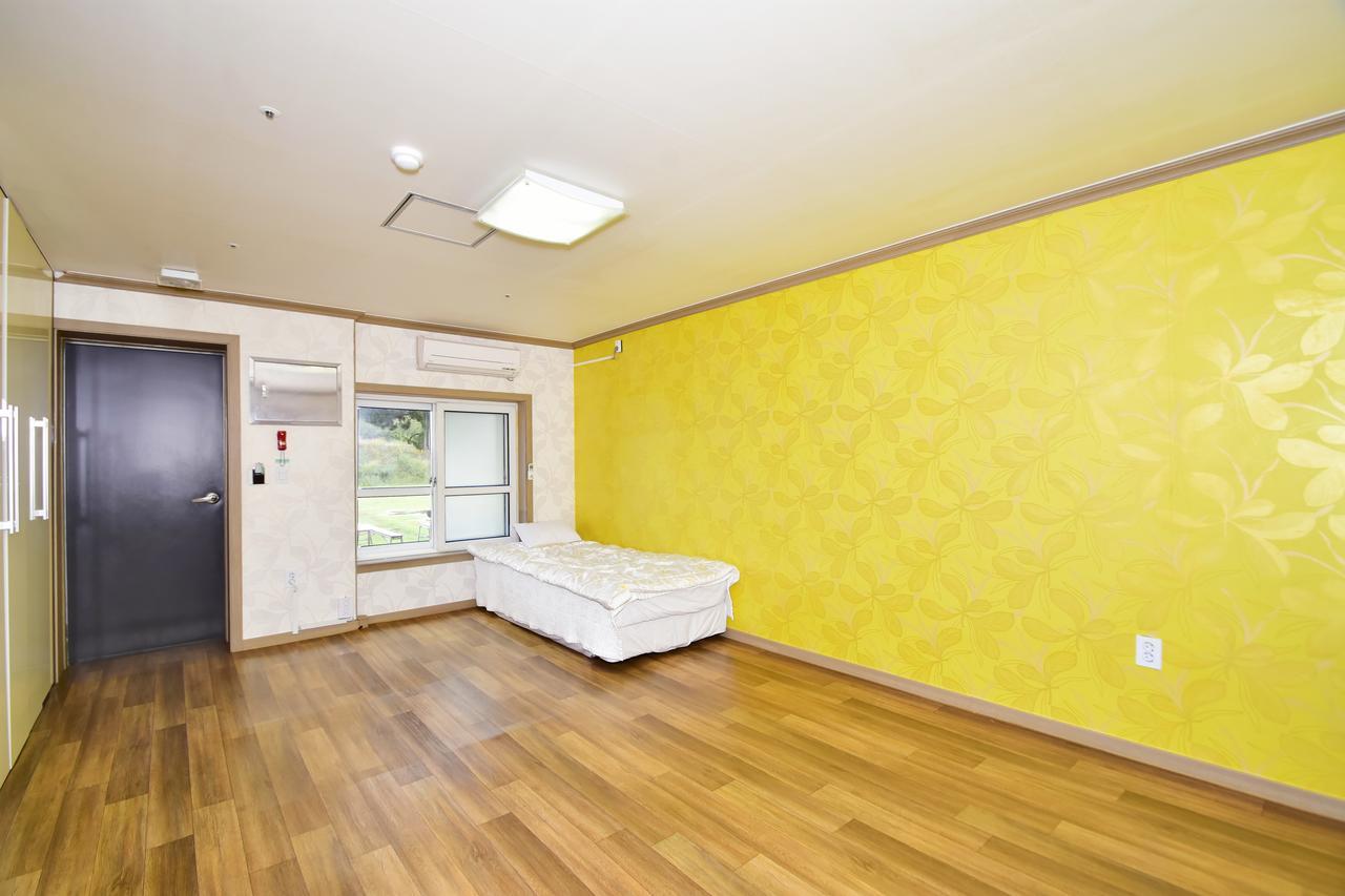 Sungbo Youth Hostel Mungyeong Екстер'єр фото