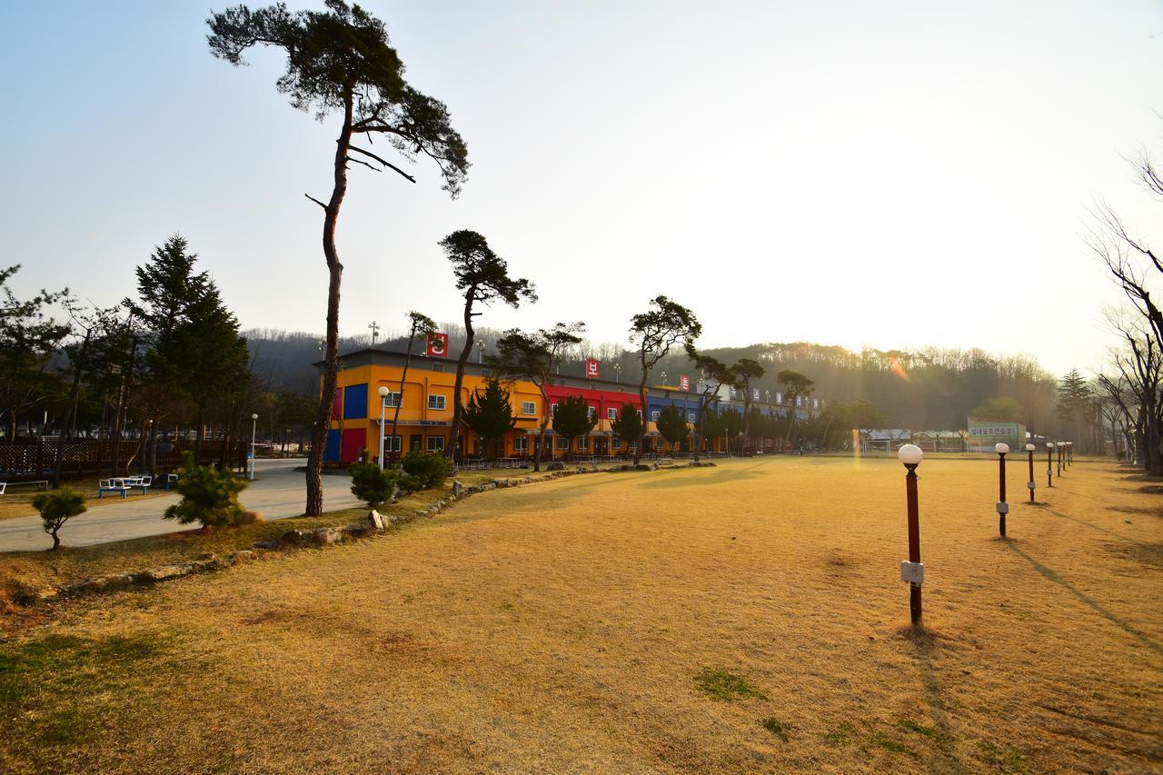 Sungbo Youth Hostel Mungyeong Екстер'єр фото