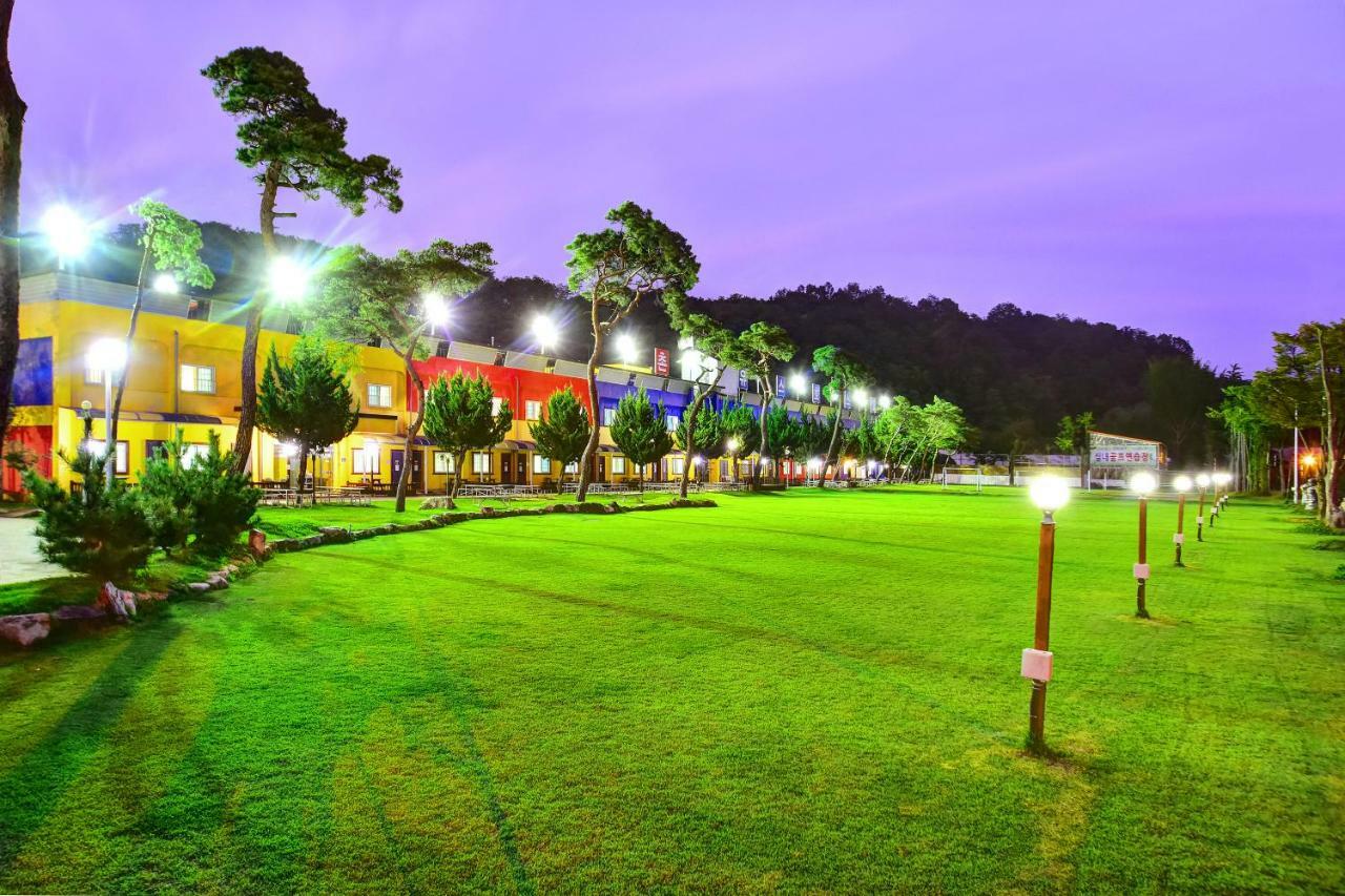 Sungbo Youth Hostel Mungyeong Екстер'єр фото