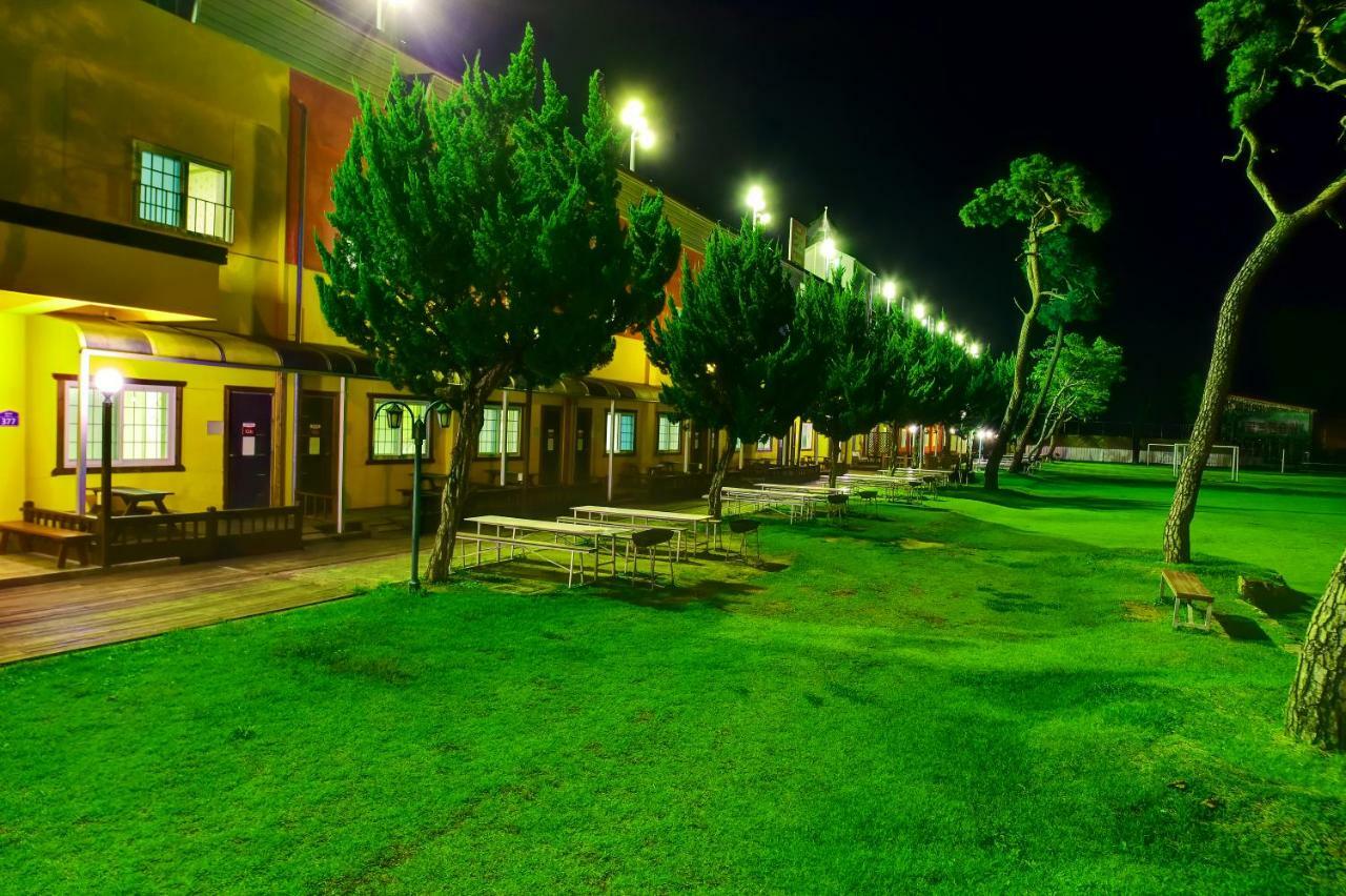 Sungbo Youth Hostel Mungyeong Екстер'єр фото