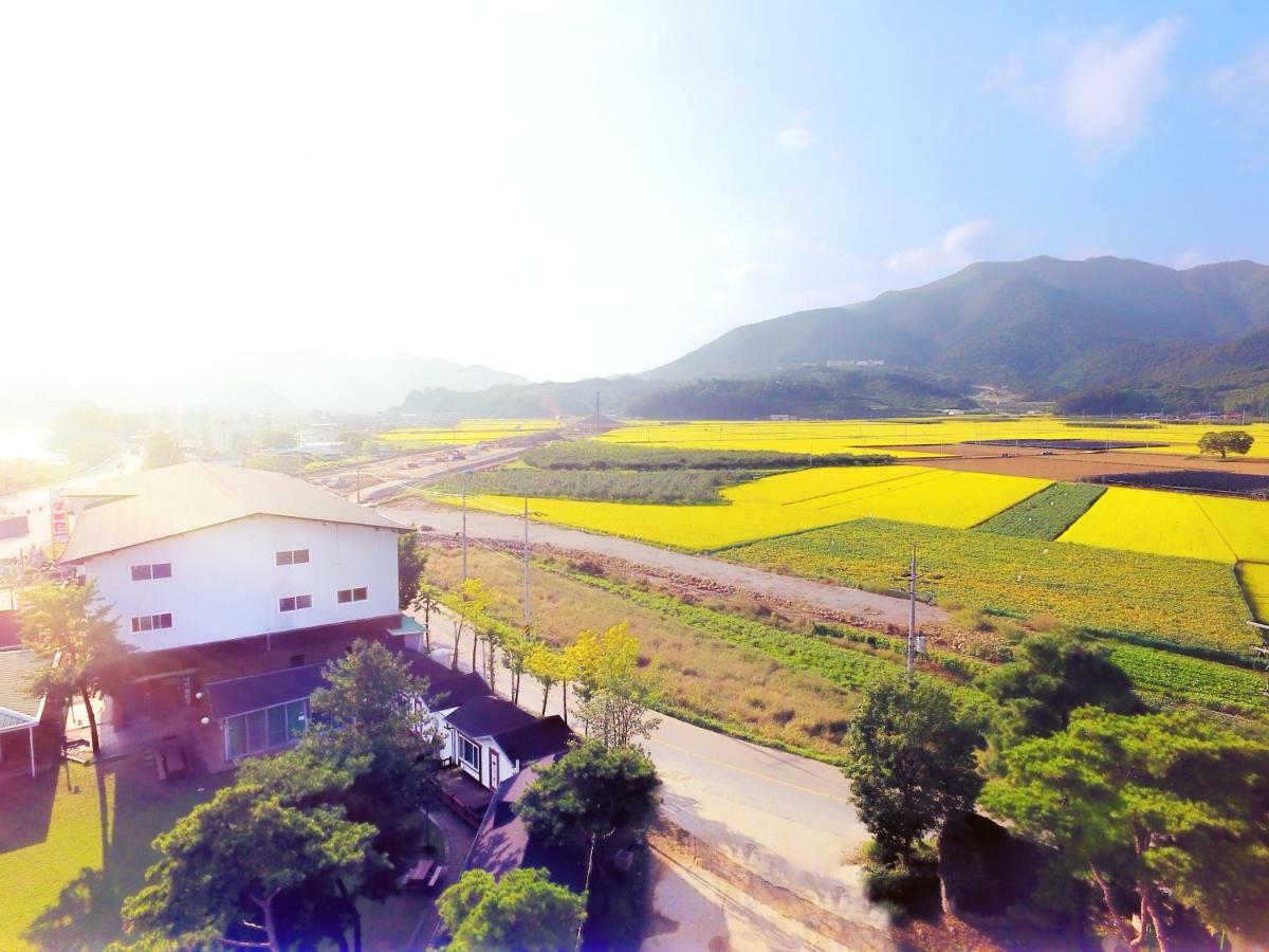 Sungbo Youth Hostel Mungyeong Екстер'єр фото