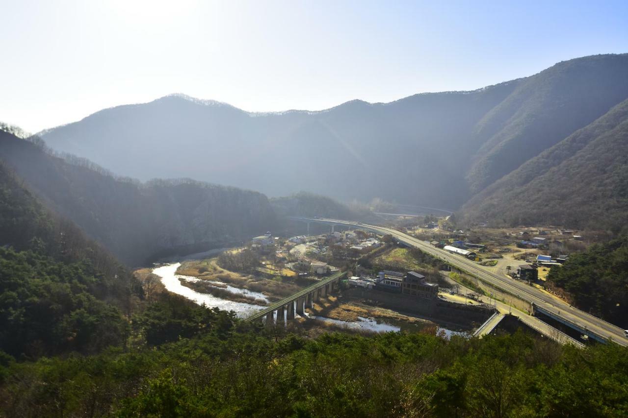 Sungbo Youth Hostel Mungyeong Екстер'єр фото